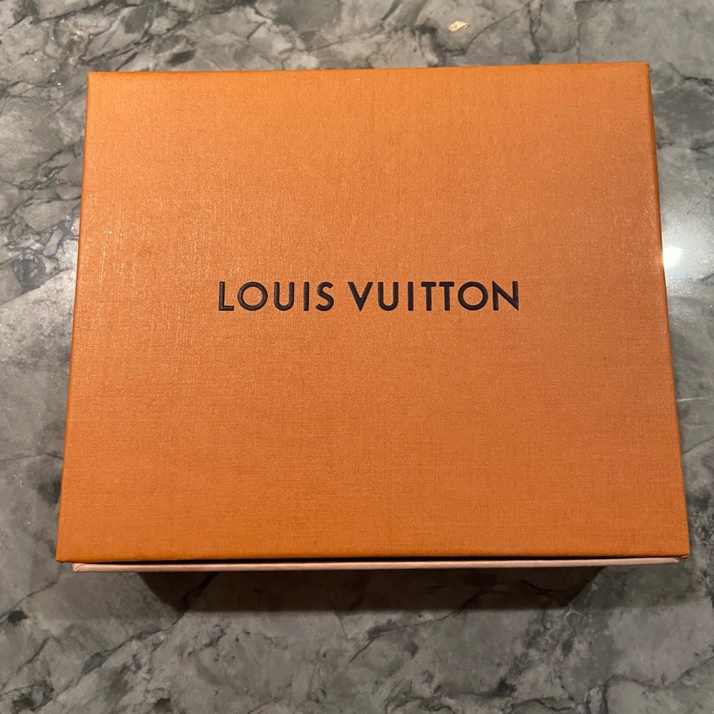 100% Authentic Louis Vuitton Gift Box & Dustbag
